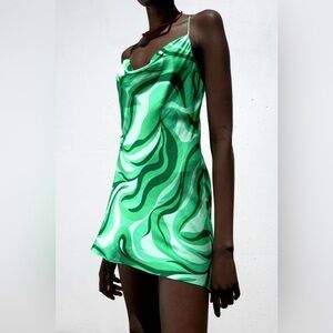 Zara safia green swirl mini dress size XS